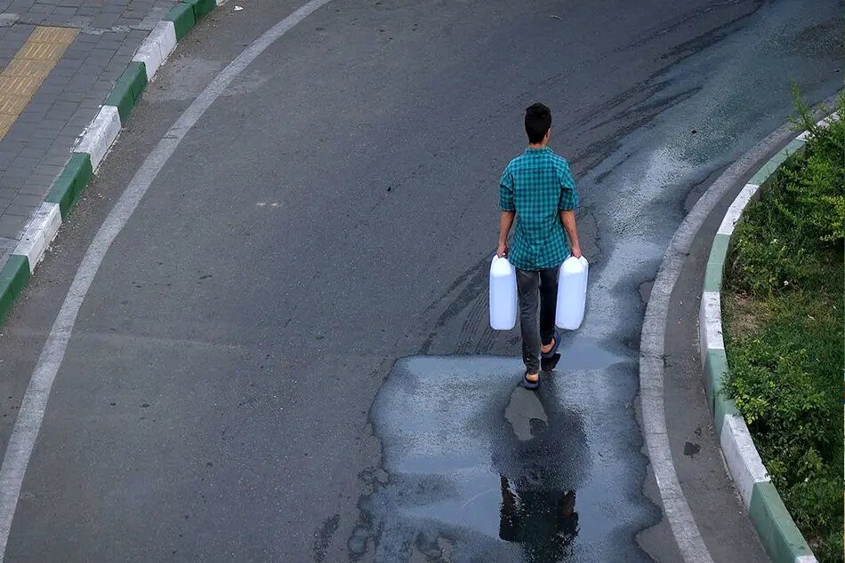 کاهش-فشار-آب-در-تهران-کمک-کننده-بود؟/-راهکارهایی-که-تخلیه-پایتخت-را-منتفی-کرد؛-ارائه-راه-حل-های-اضطراری-برای-سپری-کردن-روزهای-سخت