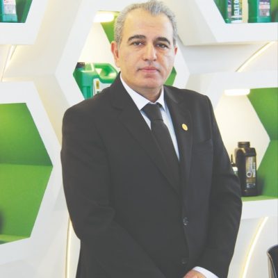 معاون فروش شرکت «روغن موتور قطران کاوه» مطرح کرد: توسعه فروش مويرگي