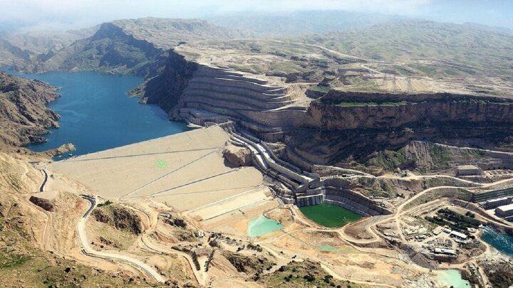 جاری شدن آب رودخانه به سمت سد بزرگ ایران/ بارشها ۱۹۵ میلیون متر مکعب به سدها ریخت - تصویر