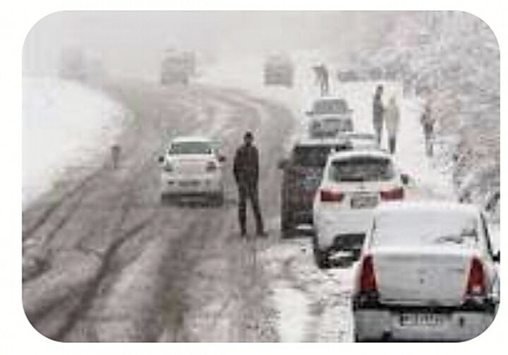 برف در جاده‌ها/ این میزان از راه‌های مواصلاتی برف‌روبی شد - تصویر