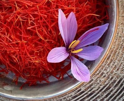 زعفران گران شد؛ قیمتهای تازه بازار زعفران