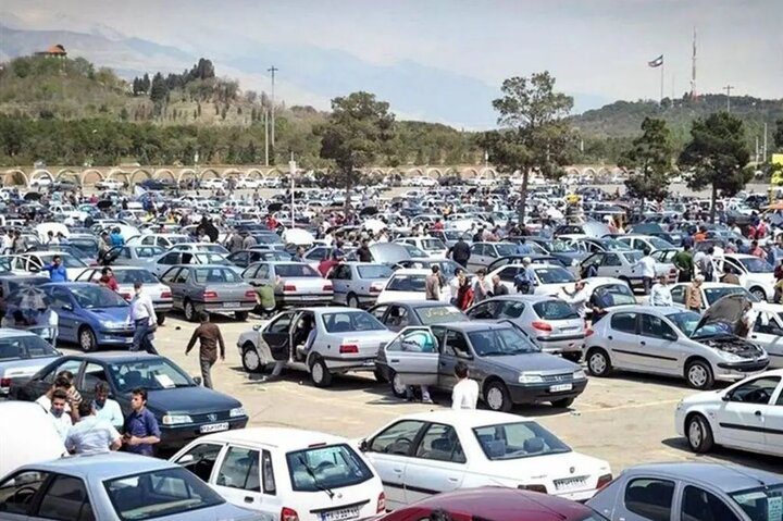 دنا به ۲ میلیارد رسید؛ آخرین قیمت‌ها برای پژو، سمند و ساینا - تصویر