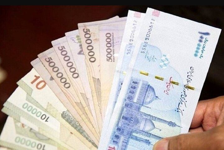 عیدی ۱۰ میلیون تومانی کارمندان و بازنشستگان دولت؛ زمان واریز مشخص شد