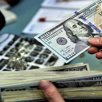 بازگشایی قیمت دلار و ارزها در ۵ اسفند؛ دلار در منطقه حساس قرار گرفت