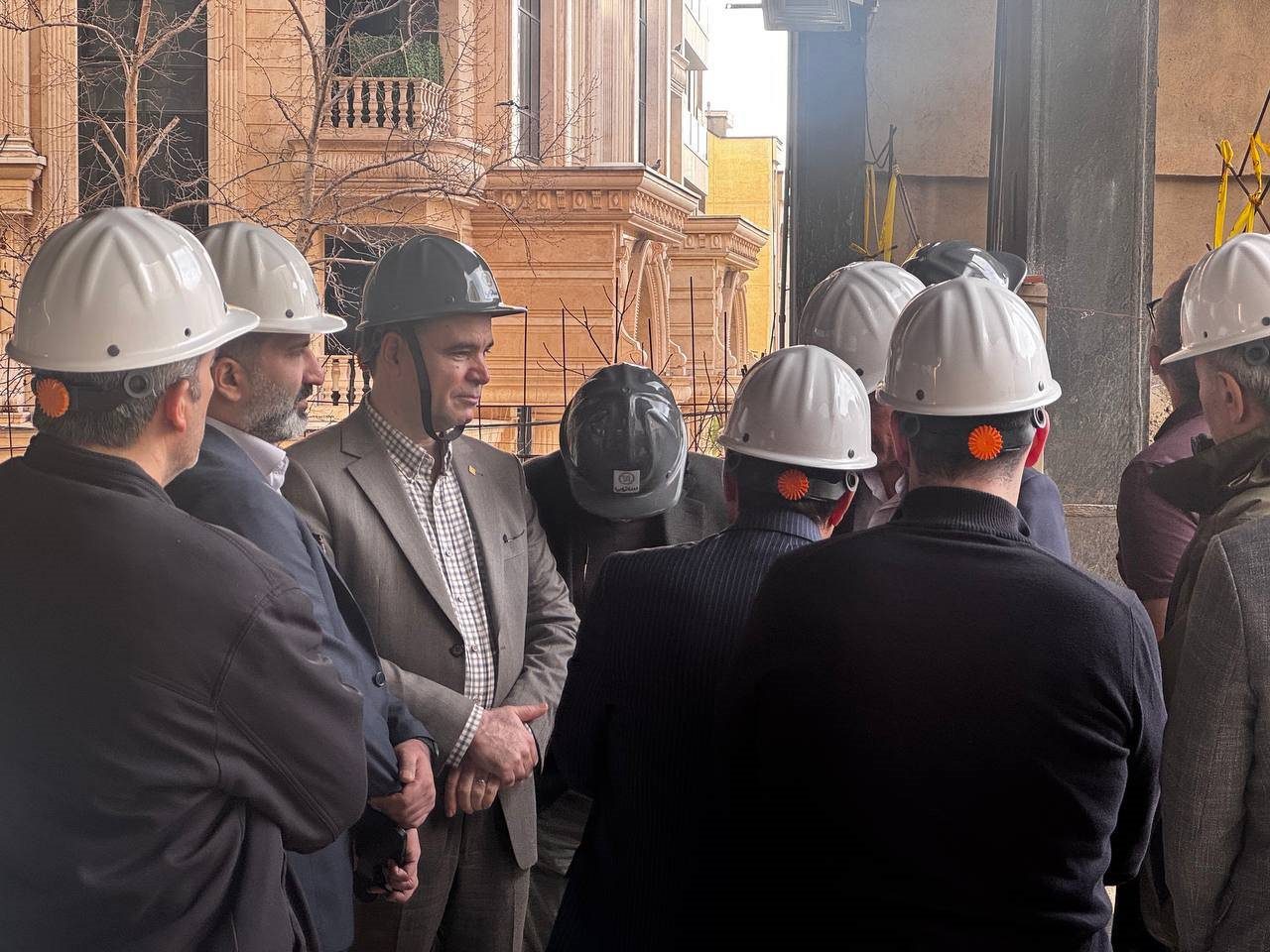 سرپرست معاونت مهندسی و پشتیبانی بانك صنعت و معدن: بهره برداری از ساختمان شماره ۲ بانك گام مهمی در ارتقای خدمت رسانی است