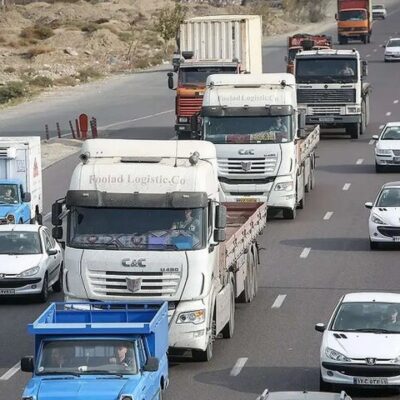 دستور وزیر راه برای اختصاص سوخت مضاعف به رانندگان کالاهای اساسی