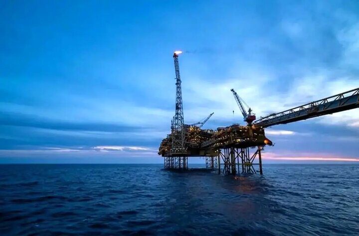 تبعات آتش افروزی آمریکا و رژیم صهیونی/قیمت بنزین در ۸۵ کشور گران شد - تصویر