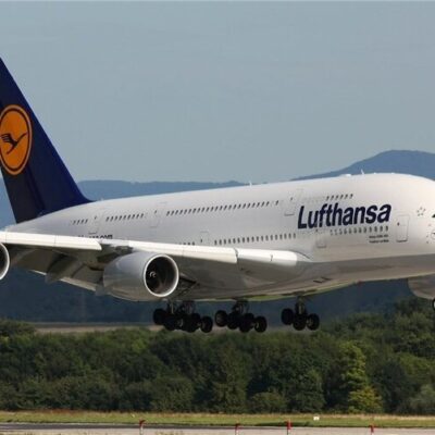 لوفتهانزا پروازها به دبی و تل آویو را تا ۱۰ خرداد متوقف کرد