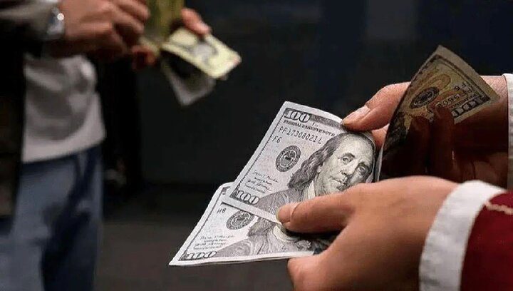 چرایی نوسان دلار: ترکیبی از عوامل تکنیکال و بنیادی