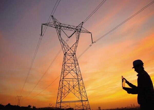 برق صنایع را جیره‌بندی نکنید؛ به کولرهای پرمصرف خانگی هم توجه کنید