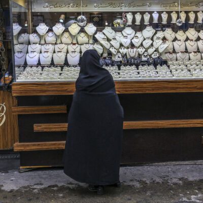 جهش روزانه ۵۰۰ هزار تومانی قیمت طلا در بازار؛ ماجرا چیست؟/ الان زمان مناسبی برای خرید طلا هست؟