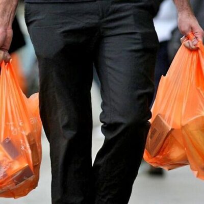 خداحافظی با کیسههای نایلونی رایگان و آغاز قیمتگذاری کیسههای پلاستیکی