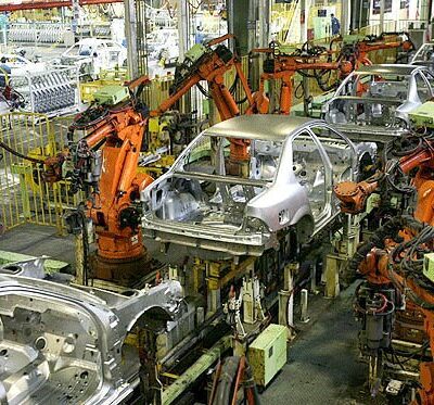 چرا قیمت خودرو بالا می‌رود، اما کیفیت نه؟
