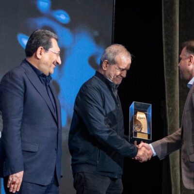 تقدیر رئیسجمهور از مدیرعامل شرکت ملی صنایع مس ایران