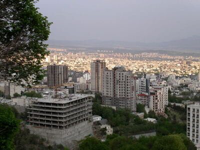 لیست قیمت خرید مسکن در اکباتان/ میانگین قیمت خرید هر متر آپارتمان در این منطقه چقدر است؟ + جدول - تصویر