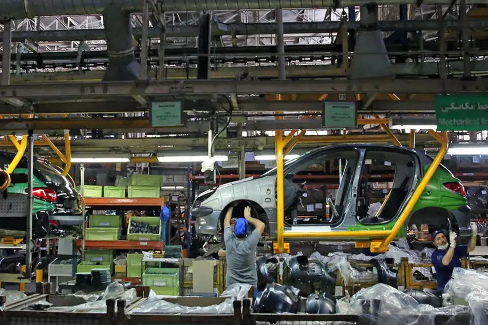 مزیت های مدیریت بخش خصوصی در ایران خودرو - خط تولید ایران خودرو