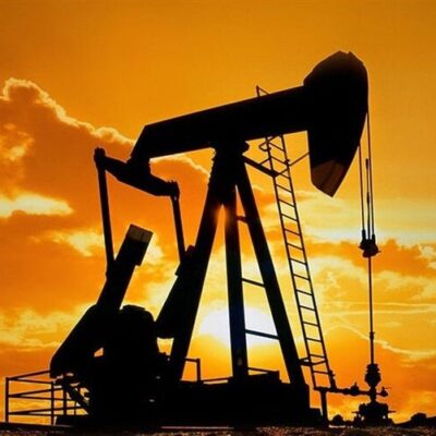 نحوه فروش نفت و درآمدهای آن باید از فردای جنگ شفاف شود/ حالا فروش نفت بدون نیاز به دورزدن تحریمها تحقق یافته است