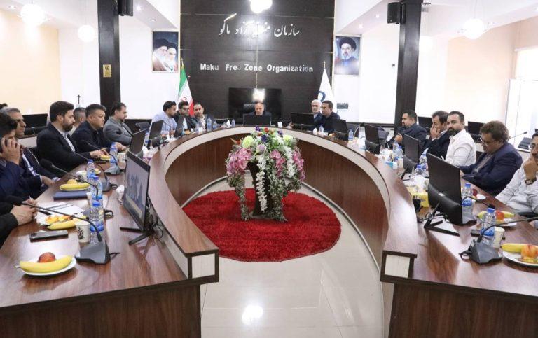 بررسی ظرفیت‌های راهبردی منطقه در نشست مشترک سرمایه گذاران چینی با مدیرعامل سازمان منطقه آزاد ماکو